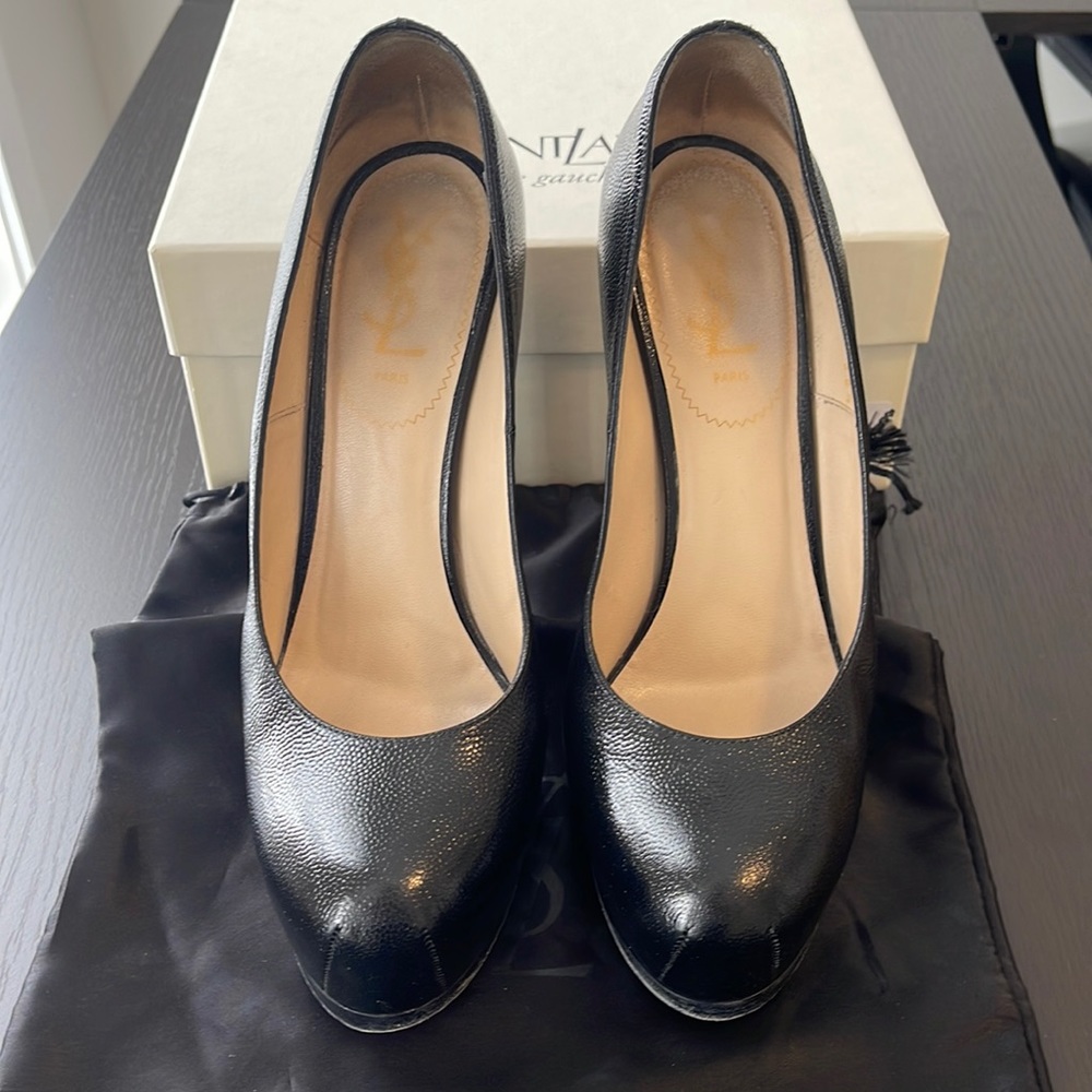 YSL Black Leather Pump